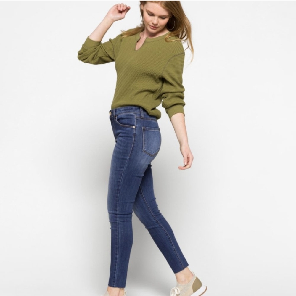 STS BLUE Ellie Skinny 10" High Rise Jean- 4 - Picture 6 of 10